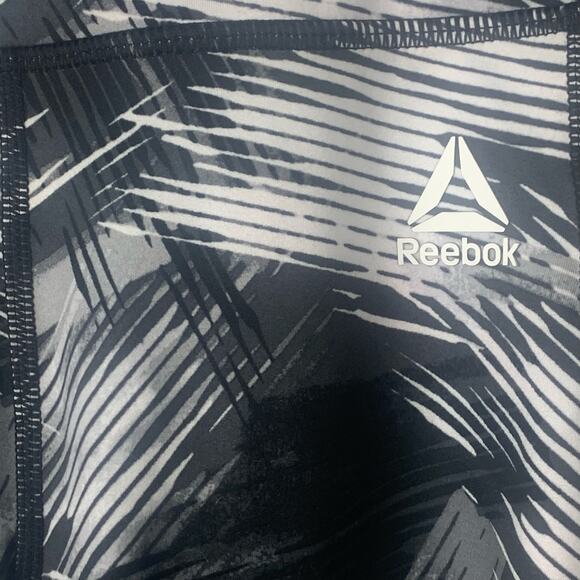 Reebok Black and White Print Capri Leggings Size Small - Picture 5 of 11